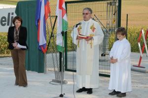 Pri slovesnosti je sodeloval tudi župnik s Ponikve mag. Alojz Kačičnik